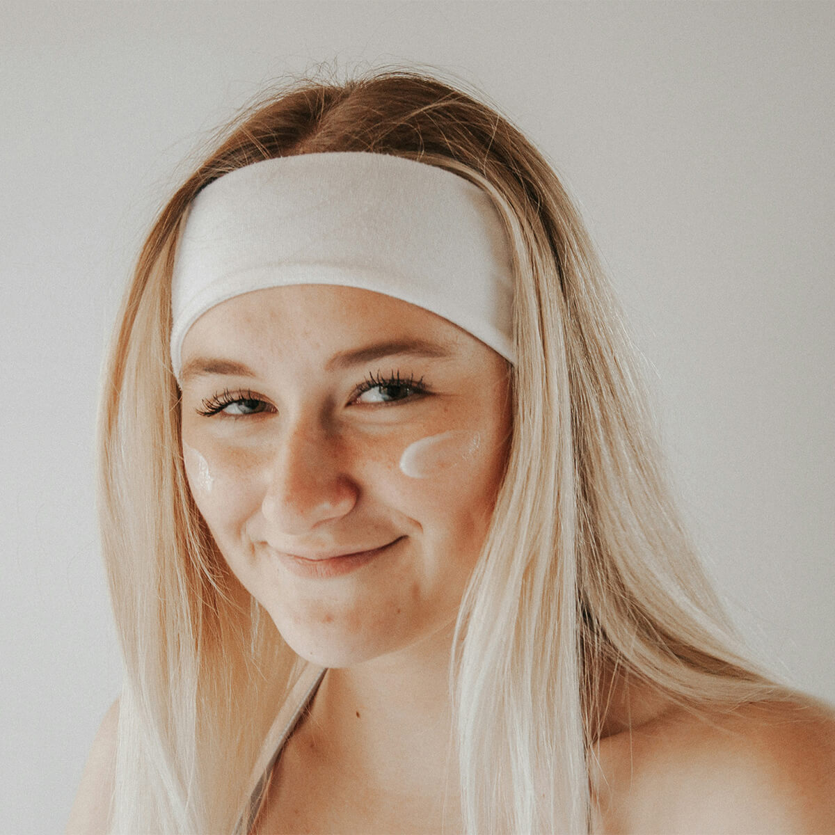 Skincare Clear guidance for healthy, balanced skin and everyday radiance. Read More